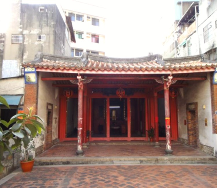 懷忠祠