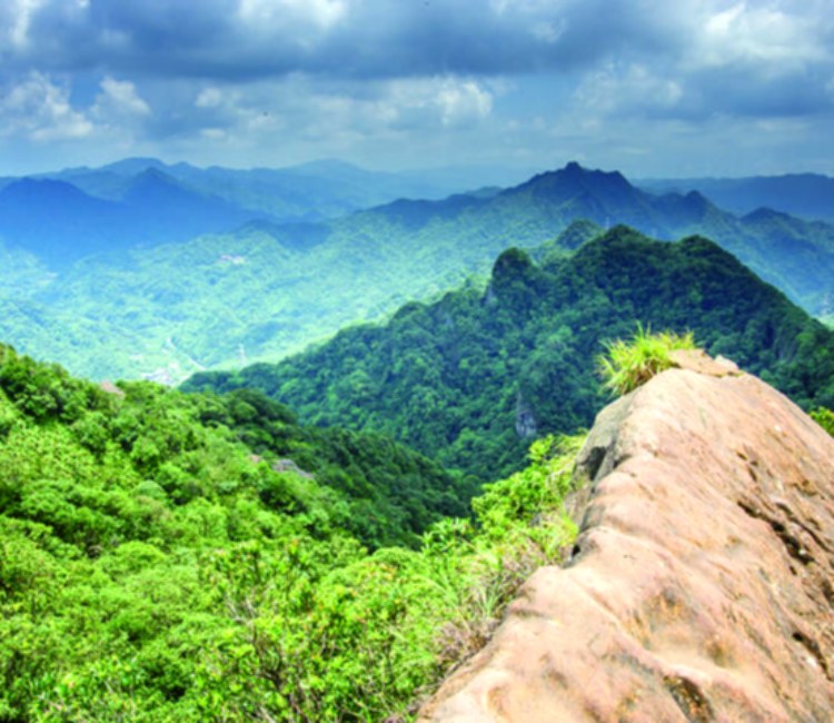皇帝殿登山步道