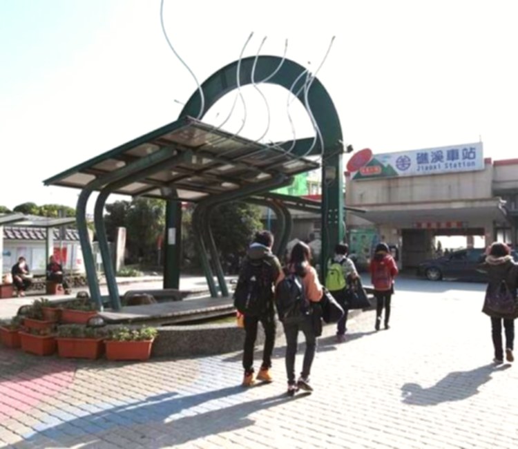 礁溪站前廣場